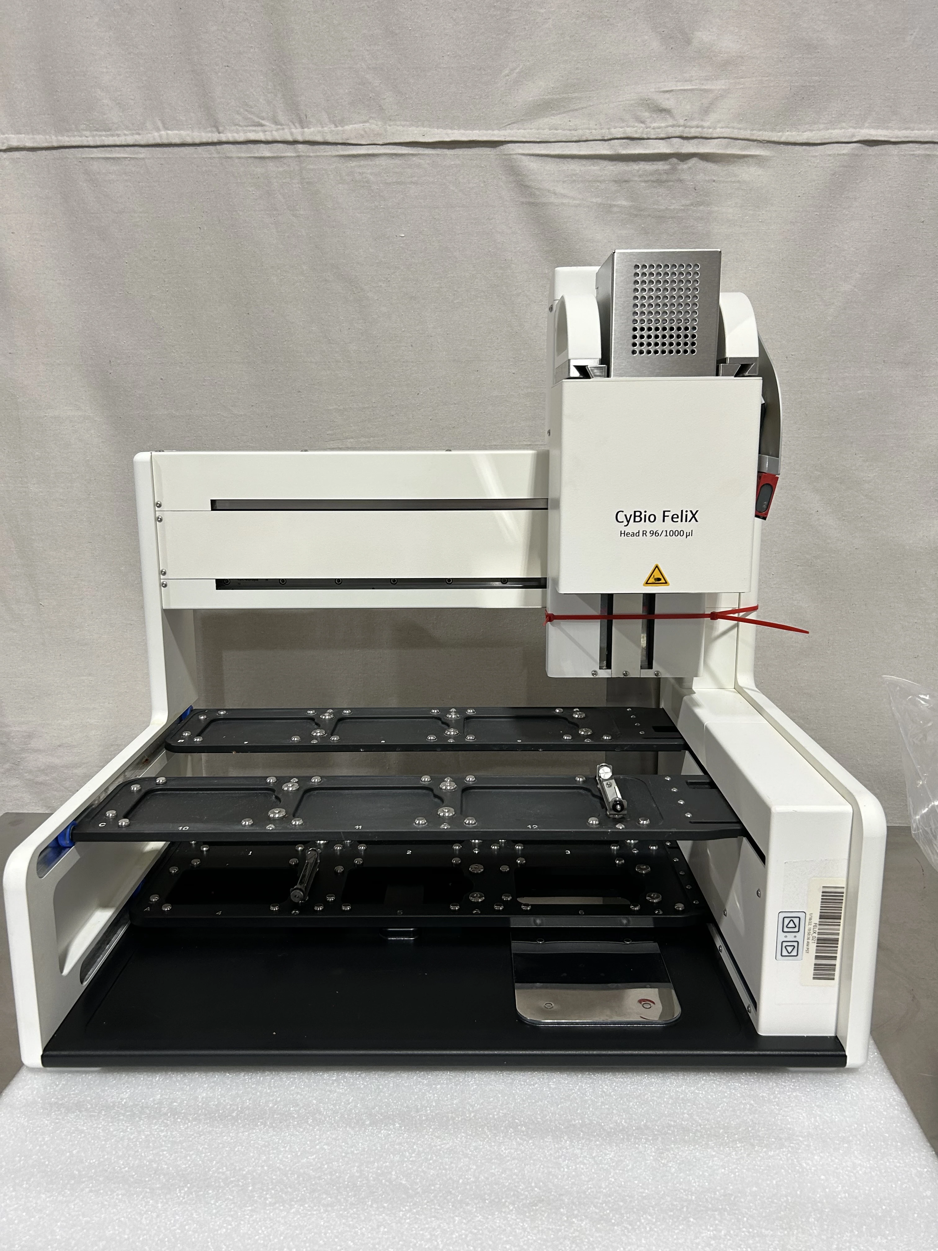 CyBio FeliX Automated Pipette Robot With Head R 96/60ul